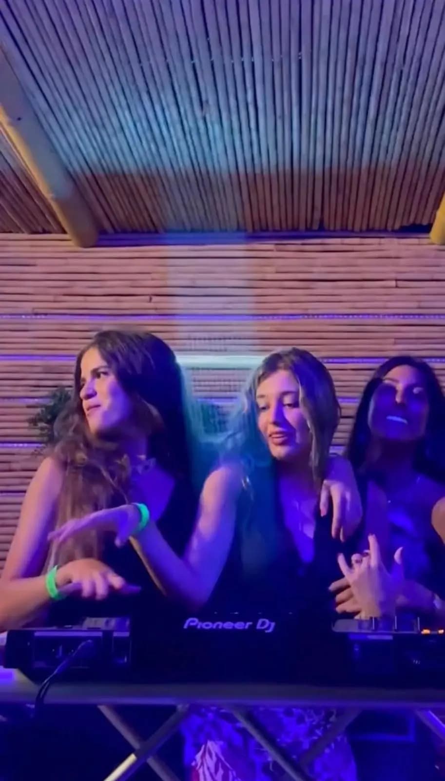 Crazy Monkey nightlife atmosphere